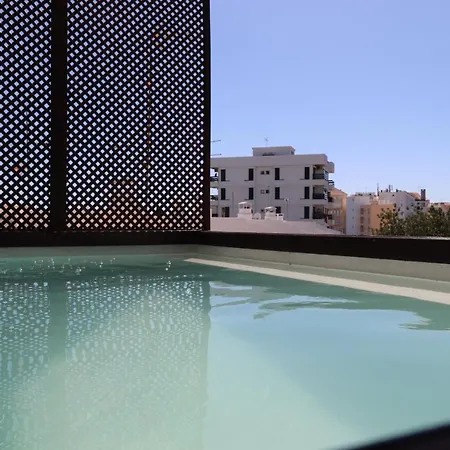 Deluxe Apartement With Private Small Pool *