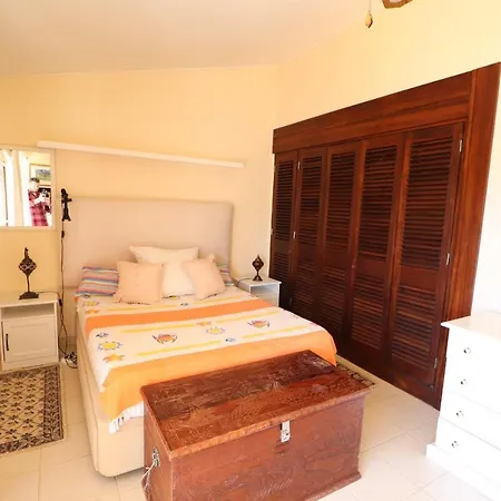Deluxe Apartement With Private Small Pool 아파트 빌라모라
